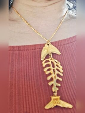 Vintage 80s 🐟✨️Whimsical Golden Fish Bone Necklace